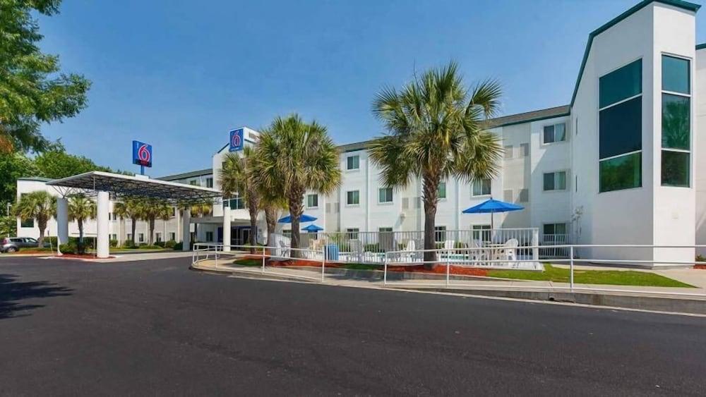 Motel 6-Columbia, Sc - Fort Jackson Area Экстерьер фото