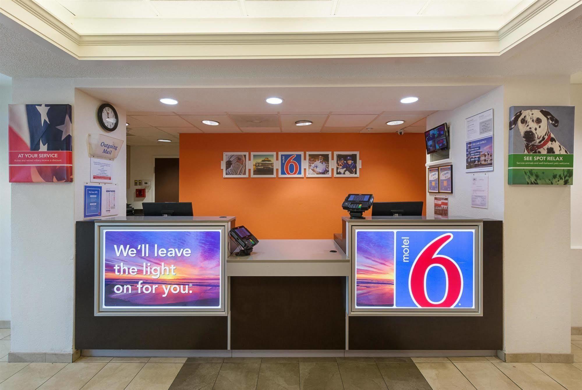 Motel 6-Columbia, Sc - Fort Jackson Area Экстерьер фото