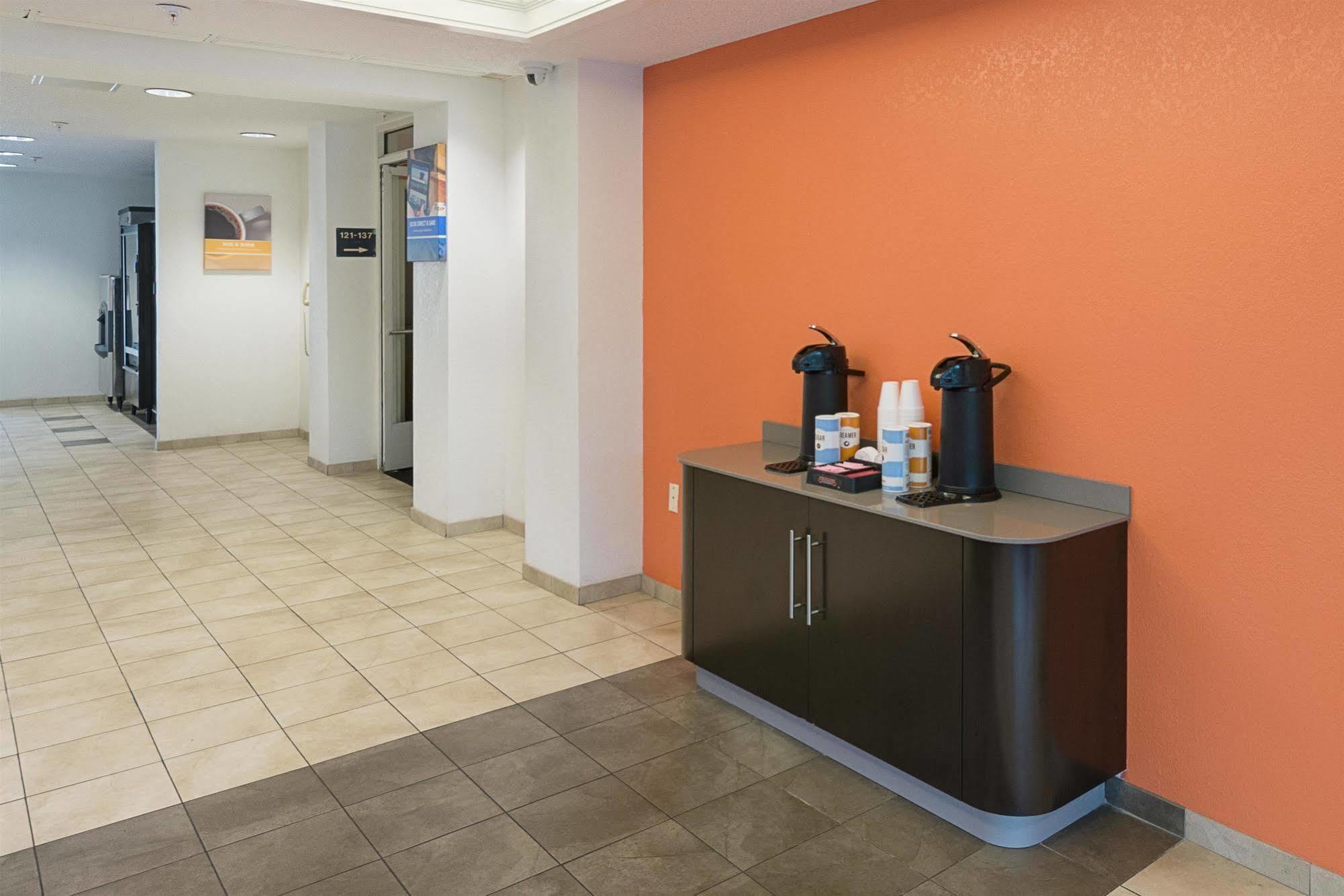 Motel 6-Columbia, Sc - Fort Jackson Area Экстерьер фото