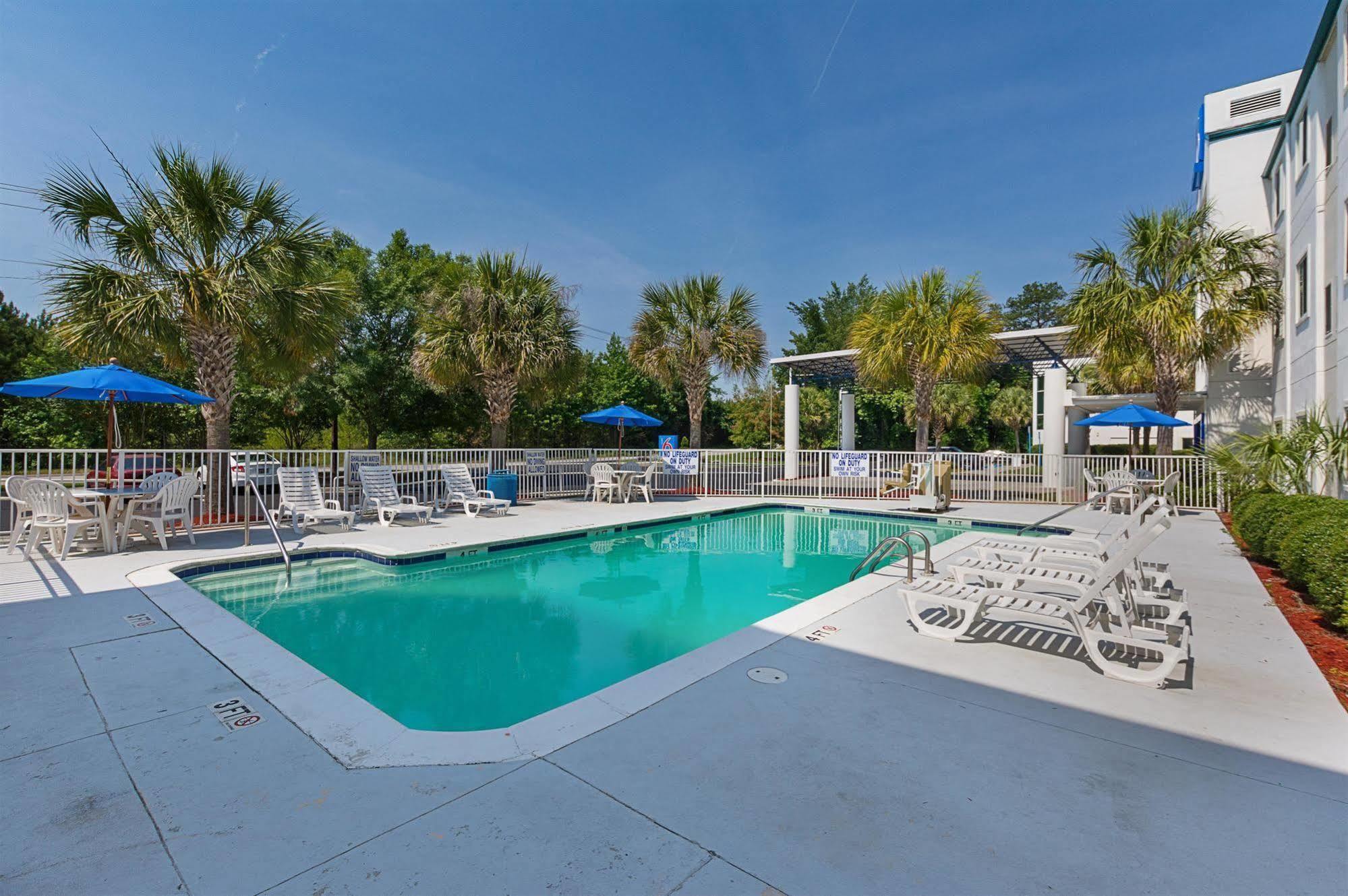 Motel 6-Columbia, Sc - Fort Jackson Area Экстерьер фото